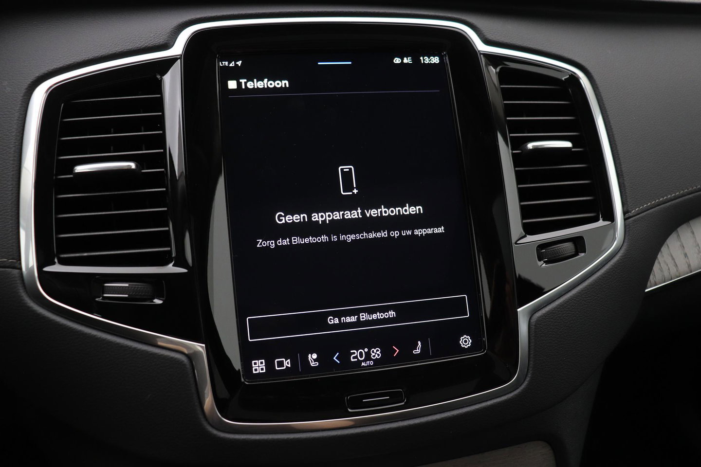 Volvo XC90 T8 Recharge AWD Ultimate Bright | ACC | Luchtvering | Panoramadak | Harman/Kardon | Massage | Head-Up | 21 inch
