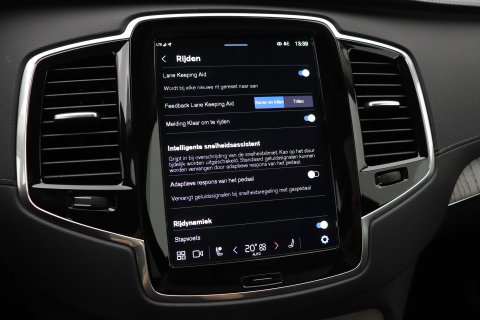 Volvo XC90 T8 Recharge AWD Ultimate Bright | ACC | Luchtvering | Panoramadak | Harman/Kardon | Massage | Head-Up | 21 inch