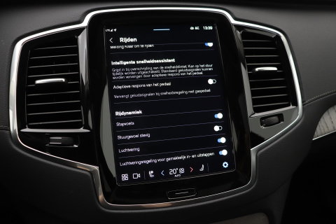 Volvo XC90 T8 Recharge AWD Ultimate Bright | ACC | Luchtvering | Panoramadak | Harman/Kardon | Massage | Head-Up | 21 inch