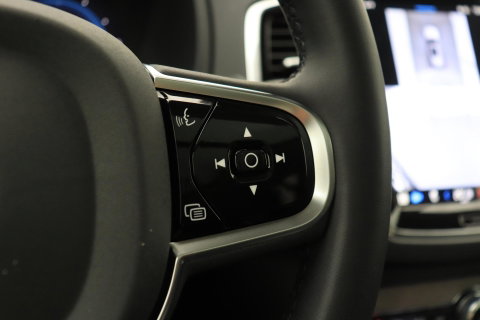Volvo XC90 T8 Recharge AWD Ultimate Bright | ACC | Luchtvering | Panoramadak | Harman/Kardon | Massage | Head-Up | 21 inch