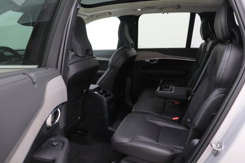 Volvo XC90 T8 Recharge AWD Ultimate Bright | ACC | Luchtvering | Panoramadak | Harman/Kardon | Massage | Head-Up | 21 inch