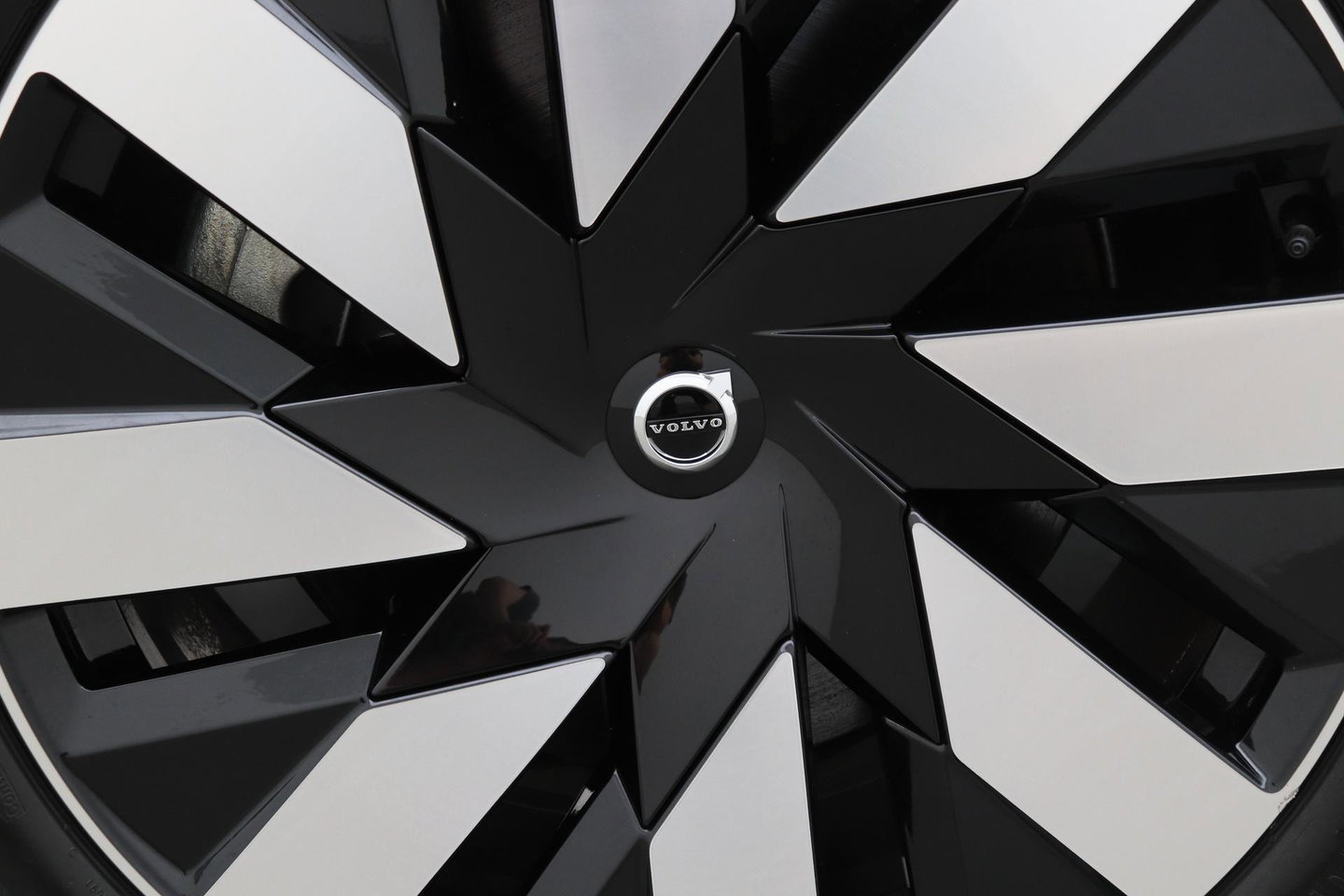 Volvo XC90 T8 Recharge AWD Ultimate Bright | ACC | Luchtvering | Panoramadak | Harman/Kardon | Massage | Head-Up | 21 inch