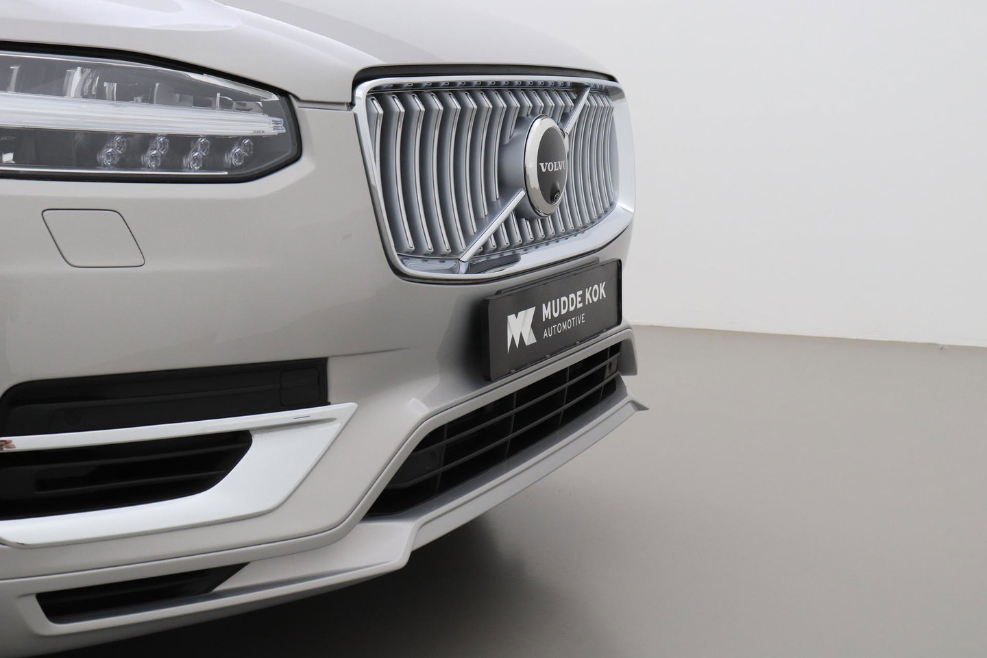 Volvo XC90 T8 Recharge AWD Ultimate Bright | ACC | Luchtvering | Panoramadak | Harman/Kardon | Massage | Head-Up | 21 inch