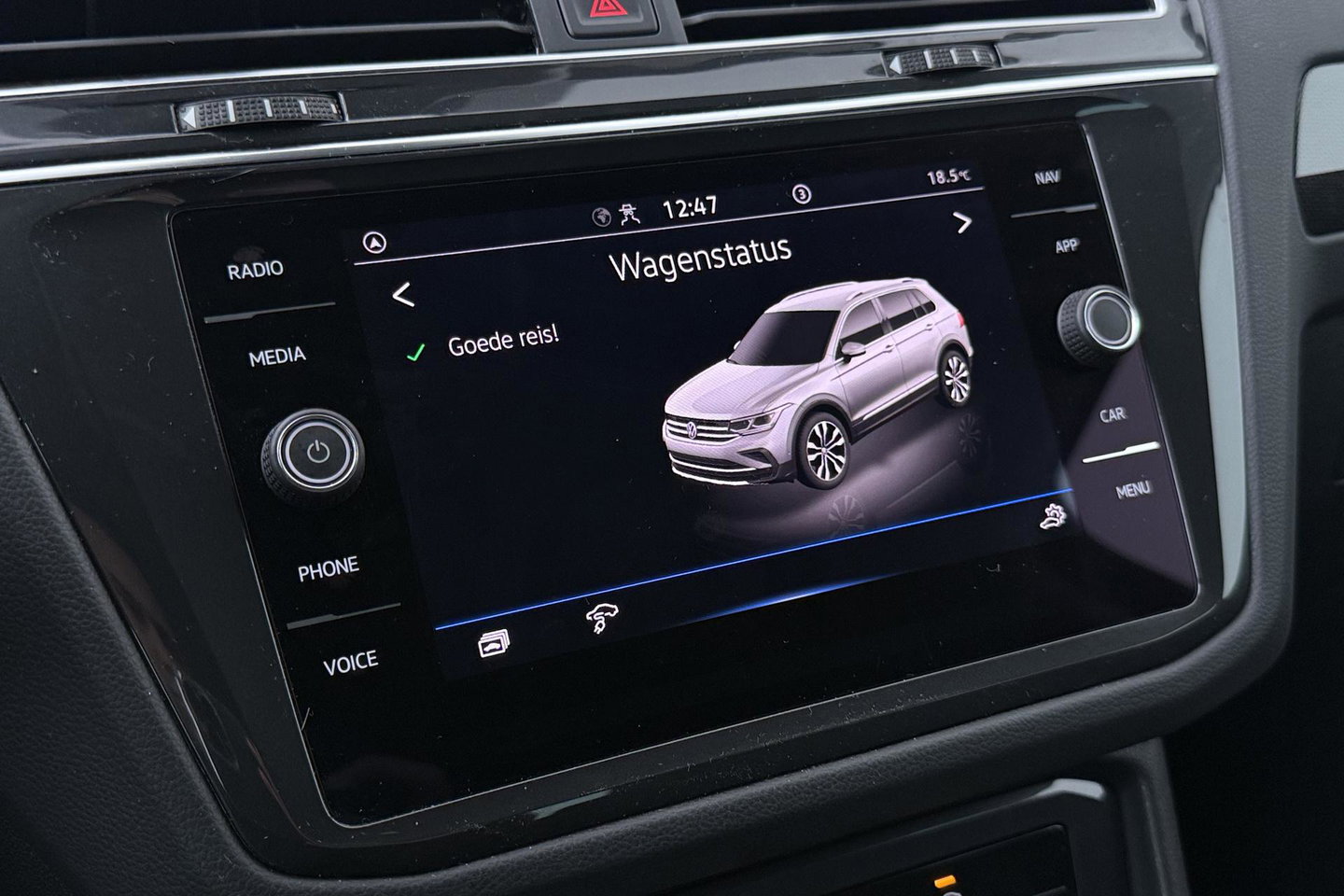 Volkswagen Tiguan 1.4 TSI eHybrid Business+ | Getint Glas | Camera | ACC | PDC V+A
