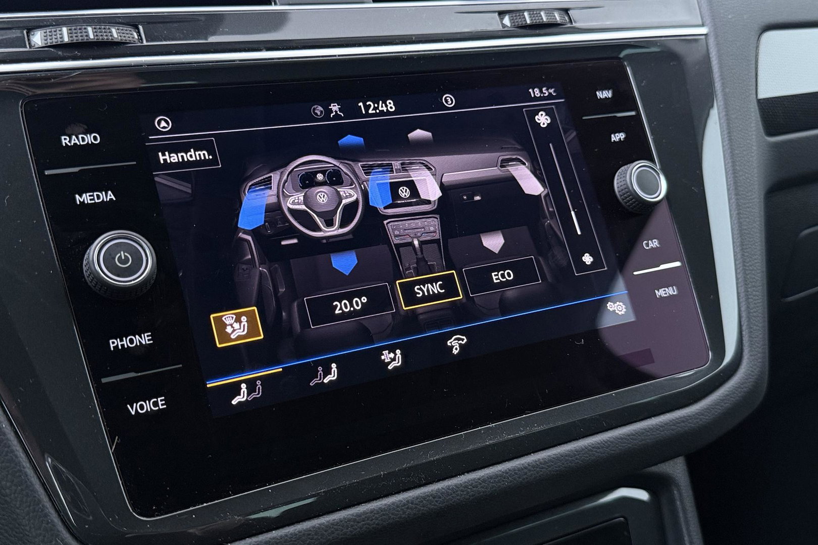 Volkswagen Tiguan 1.4 TSI eHybrid Business+ | Getint Glas | Camera | ACC | PDC V+A