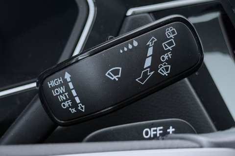 Volkswagen Tiguan 1.4 TSI eHybrid Business+ | Getint Glas | Camera | ACC | PDC V+A