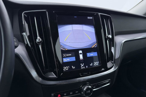 Volvo V60 T4 Momentum Pro | Polestar Optimalisatie | Stoel+Stuurverwarming | Camera | Leder | 19 Inch
