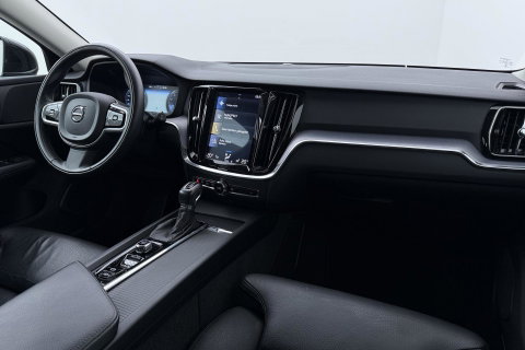 Volvo V60 T4 Momentum Pro | Polestar Optimalisatie | Stoel+Stuurverwarming | Camera | Leder | 19 Inch