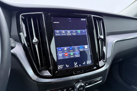 Volvo V60 T4 Momentum Pro | Polestar Optimalisatie | Stoel+Stuurverwarming | Camera | Leder | 19 Inch