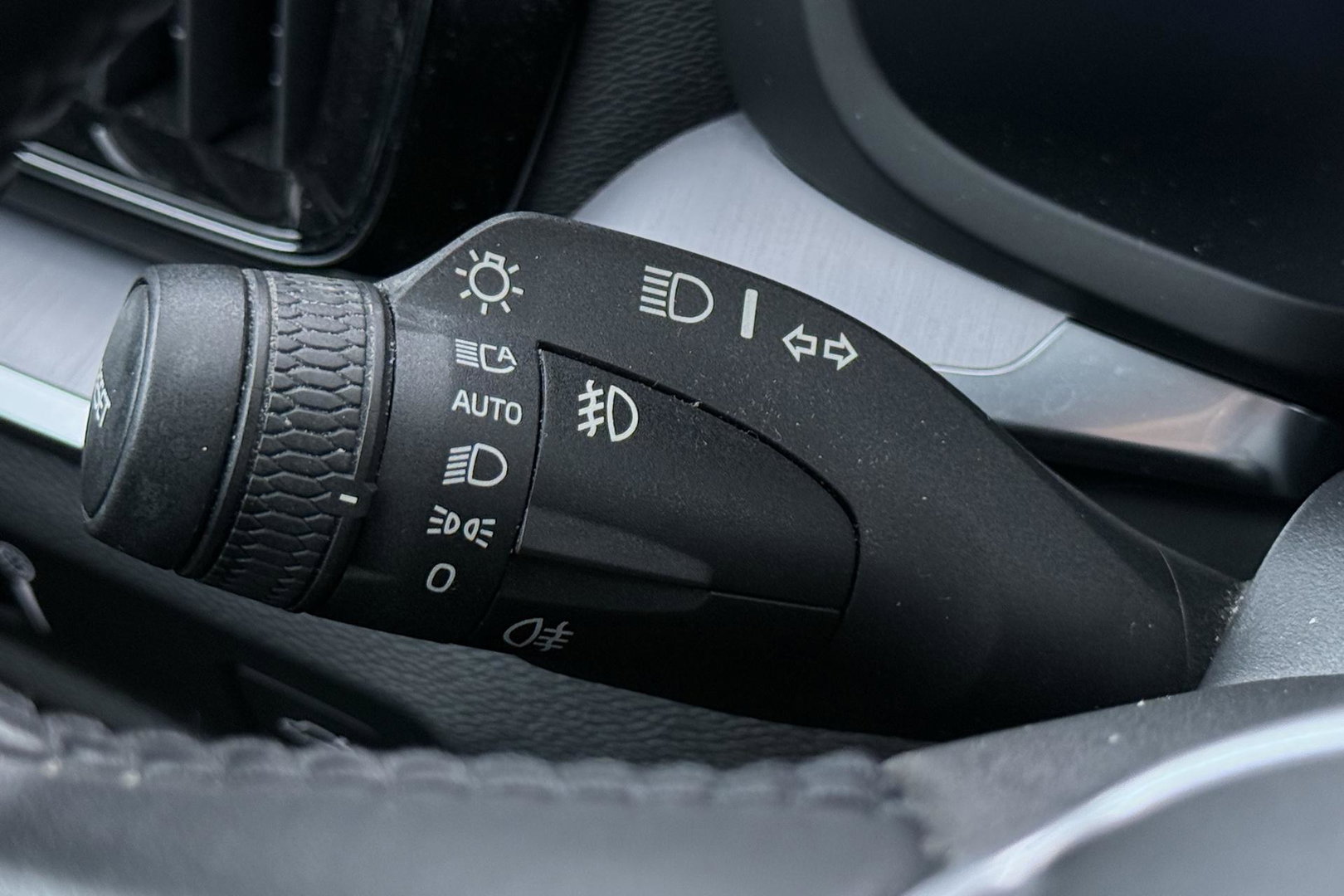Volvo V60 T4 Momentum Pro | Polestar Optimalisatie | Stoel+Stuurverwarming | Camera | Leder | 19 Inch