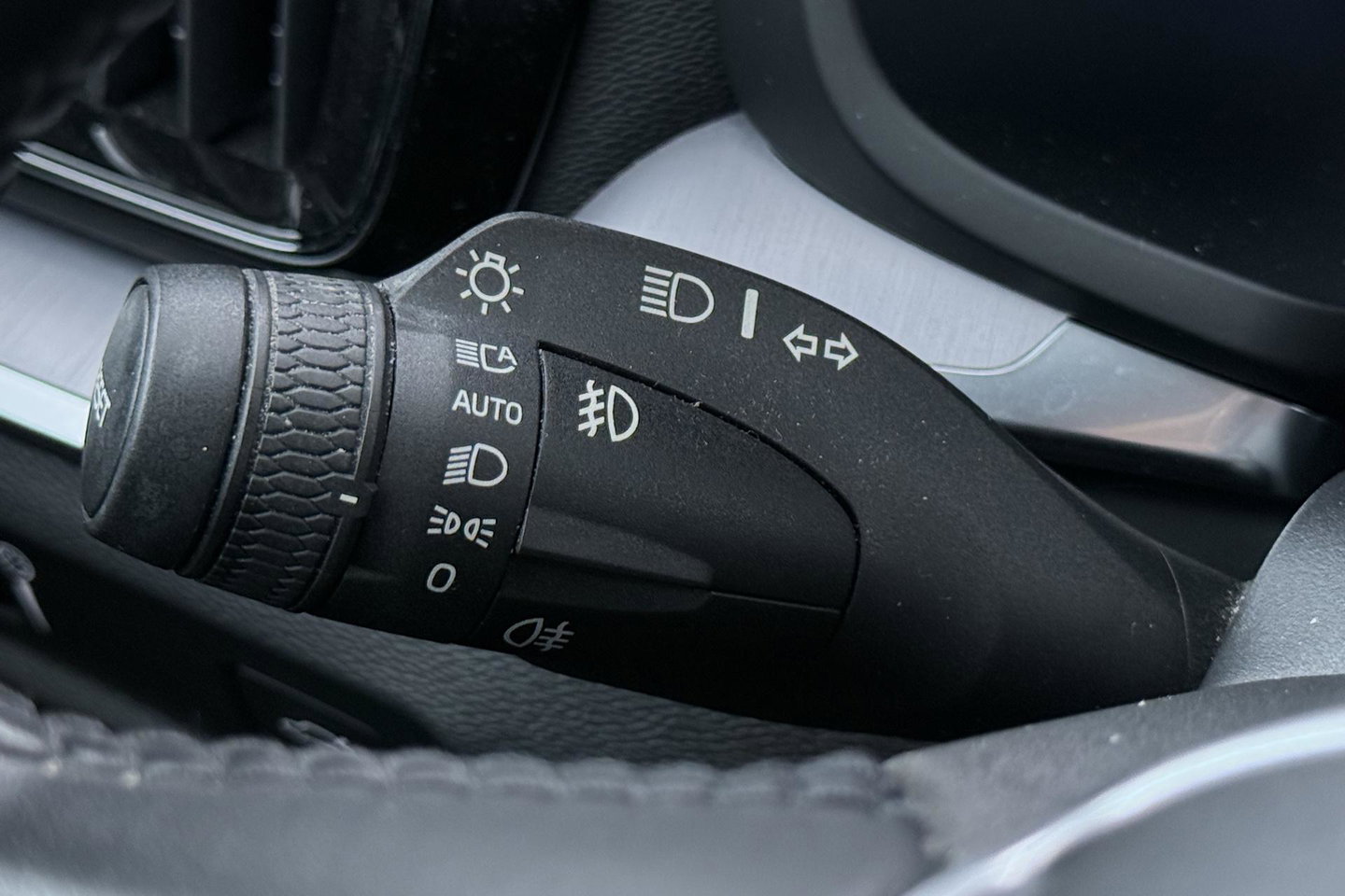 Volvo V60 T4 Momentum Pro | Polestar Optimalisatie | Stoel+Stuurverwarming | Camera | Leder | 19 Inch