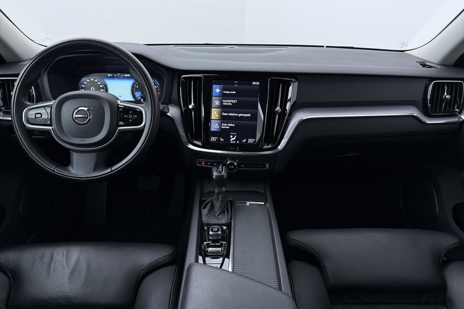 Volvo V60 T4 Momentum Pro | Polestar Optimalisatie | Stoel+Stuurverwarming | Camera | Leder | 19 Inch