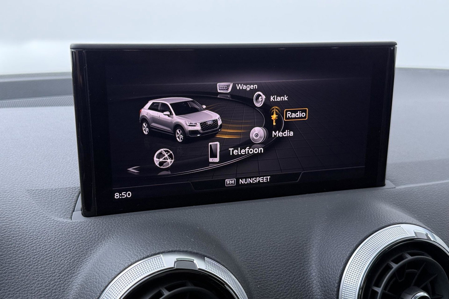 Audi Q2 35 TFSI Edition one | NAP | Panoramadak | ACC | Camera | Automaat | Stoelverwarming | DAB