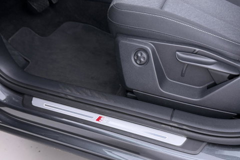 Audi Q2 35 TFSI Edition one | NAP | Panoramadak | ACC | Camera | Automaat | Stoelverwarming | DAB