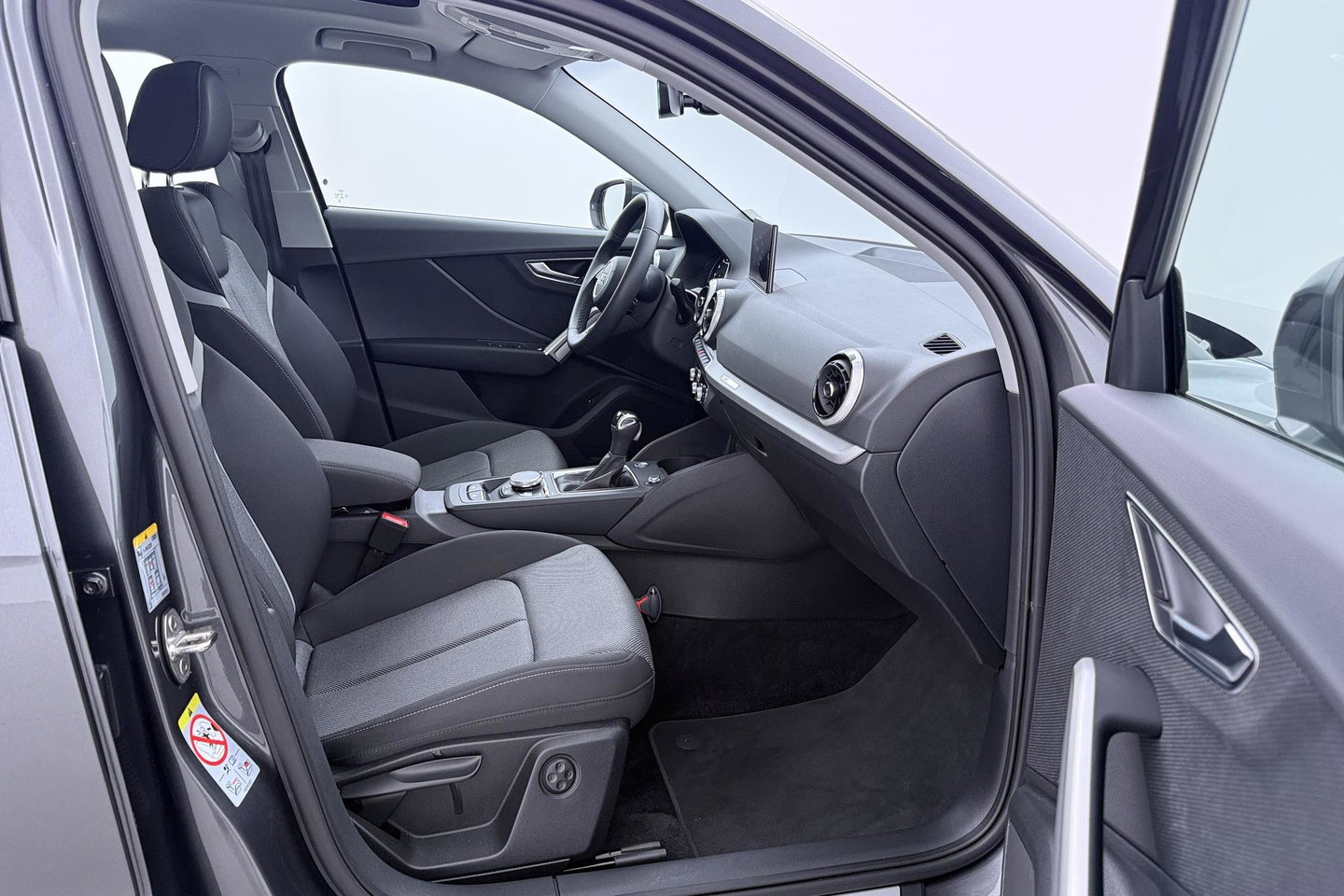 Audi Q2 35 TFSI Edition one | NAP | Panoramadak | ACC | Camera | Automaat | Stoelverwarming | DAB