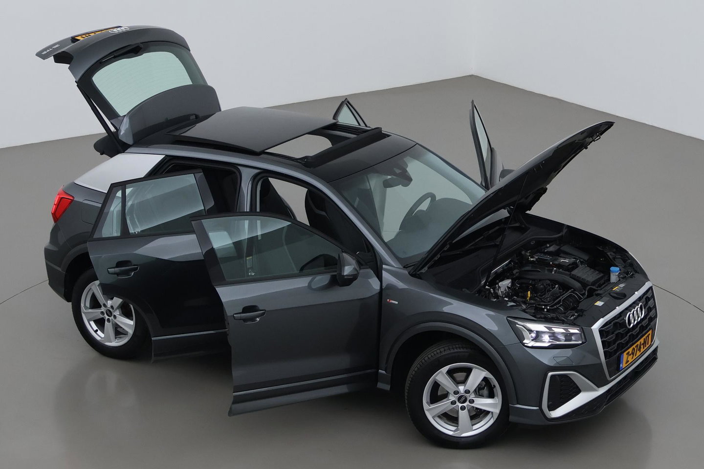 Audi Q2 35 TFSI Edition one | NAP | Panoramadak | ACC | Camera | Automaat | Stoelverwarming | DAB