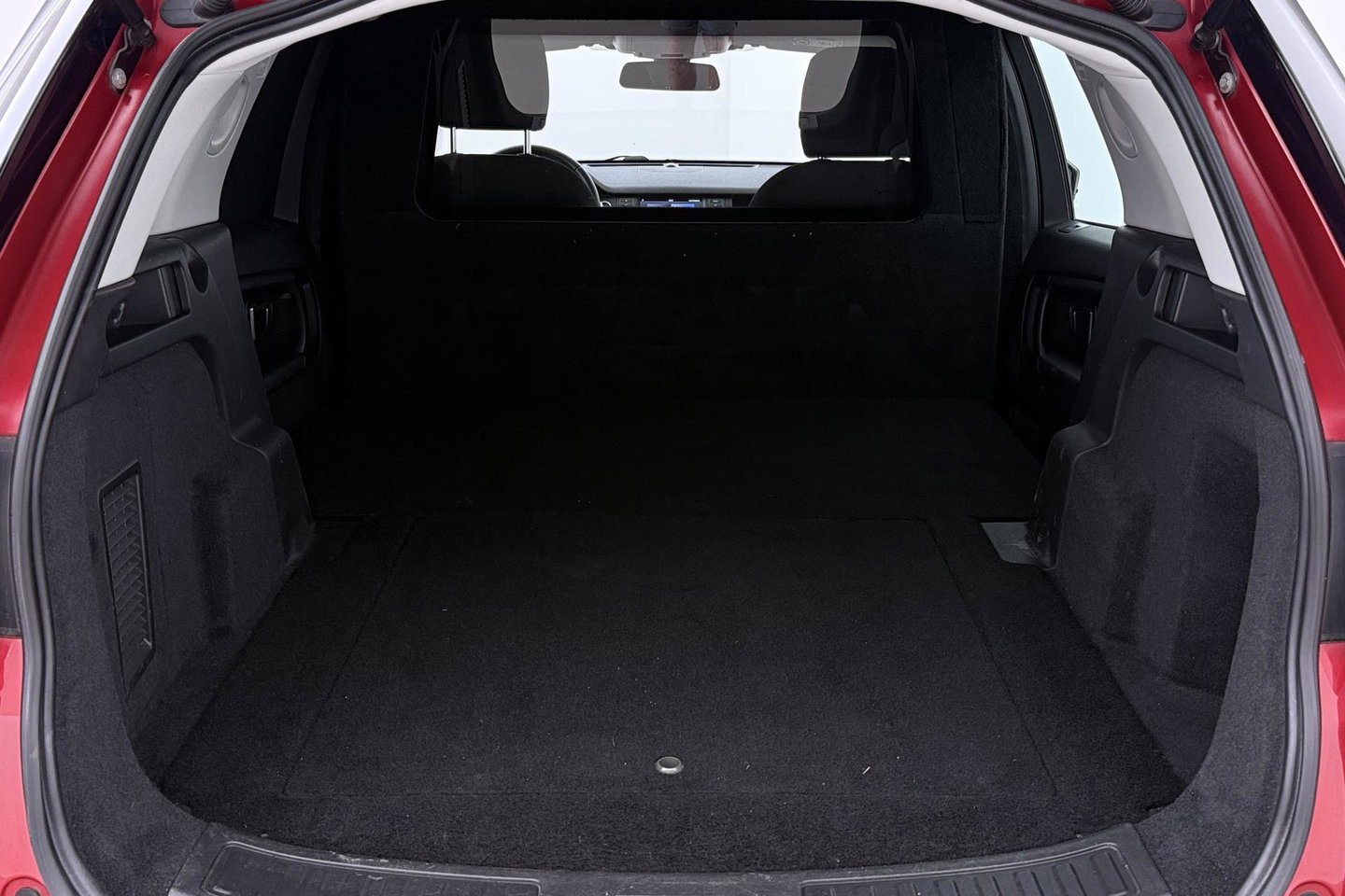 Land Rover Discovery Sport 2.0 TD4 HSE | GRIJS KENTEKEN | MARGE | Trekhaak | Camera | 20 Inch | Bi-Xenon | Stoelverwarming