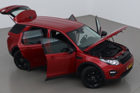 Land Rover Discovery Sport 2.0 TD4 HSE | GRIJS KENTEKEN | MARGE | Trekhaak | Camera | 20 Inch | Bi-Xenon | Stoelverwarming