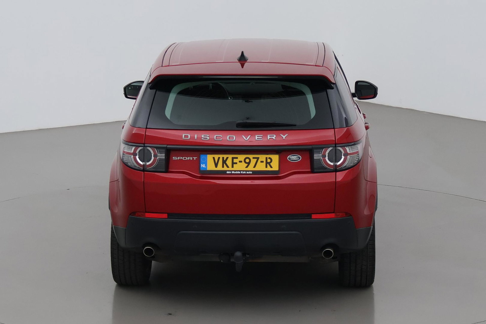 Land Rover Discovery Sport 2.0 TD4 HSE | GRIJS KENTEKEN | MARGE | Trekhaak | Camera | 20 Inch | Bi-Xenon | Stoelverwarming