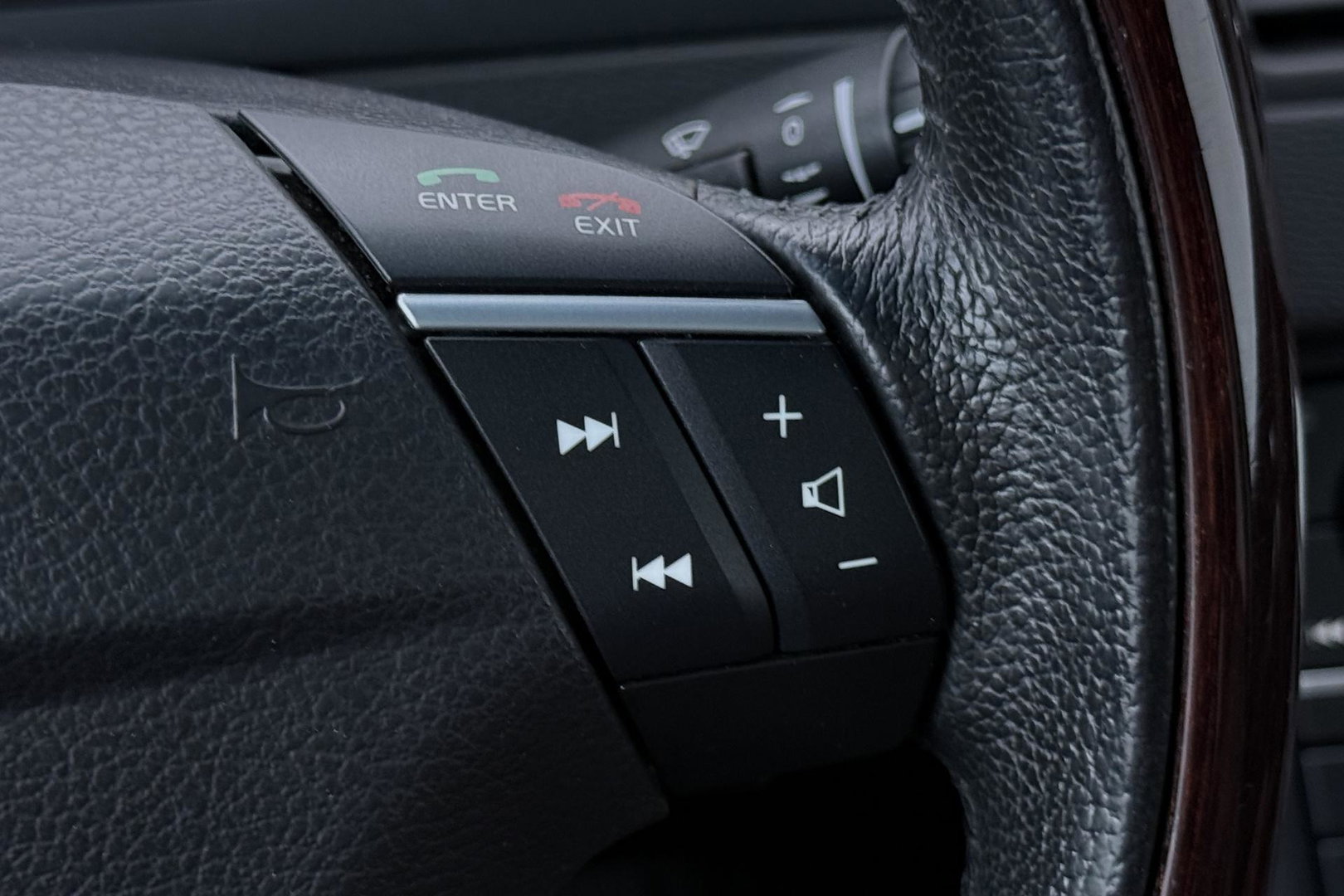Volvo XC90 2.4 D5 Summum | 7P | Schuifdak | Premium Sound | Trekhaak | Navigatie | Memory | 20 Inch