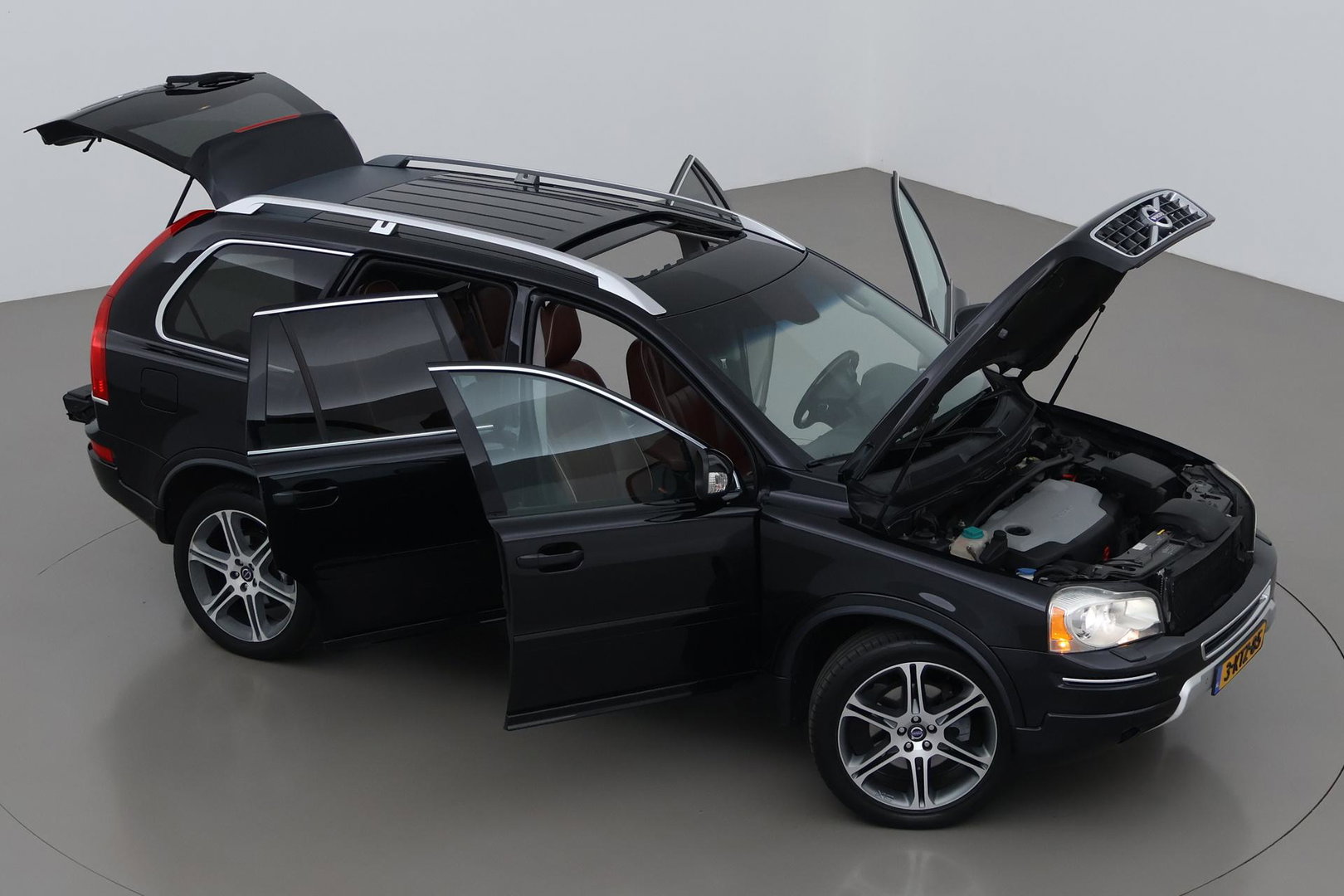 Volvo XC90 2.4 D5 Summum | 7P | Schuifdak | Premium Sound | Trekhaak | Navigatie | Memory | 20 Inch