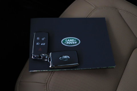 Land Rover Defender 2.0 P300e 110 X-Dynamic HSE | FACELIFT | ClearSight | Meridian Surround | Head-Up | ACC | Panoramadak | Trekhaak