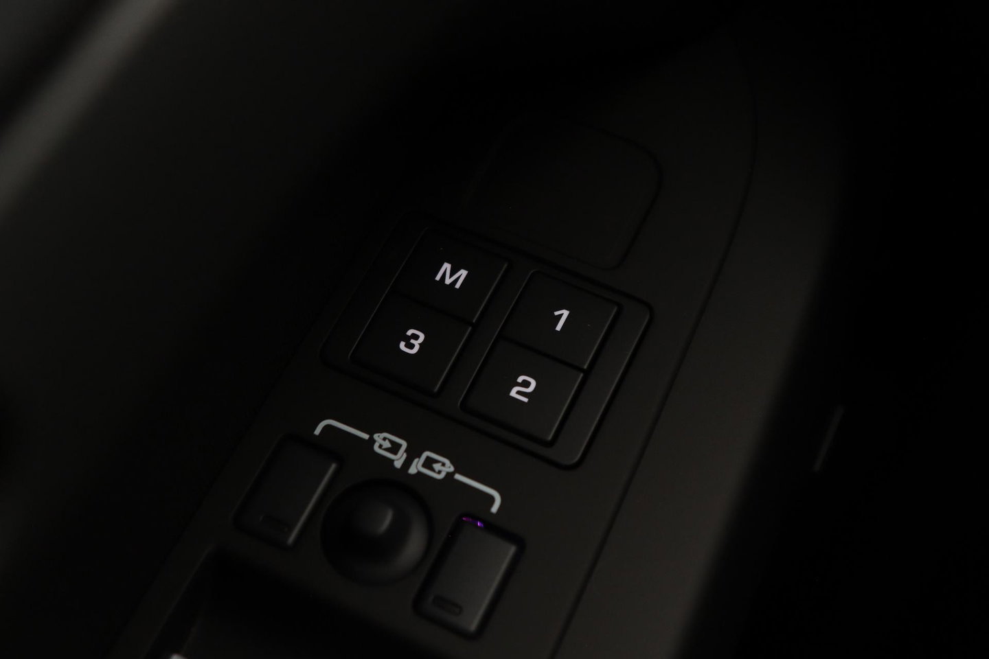 Land Rover Defender 2.0 P300e 110 X-Dynamic HSE | FACELIFT | ClearSight | Meridian Surround | Head-Up | ACC | Panoramadak | Trekhaak