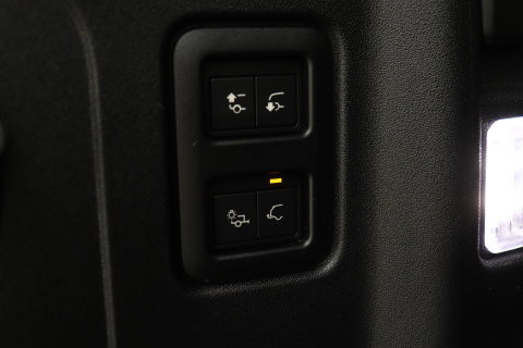 Land Rover Defender 2.0 P300e 110 X-Dynamic HSE | FACELIFT | ClearSight | Meridian Surround | Head-Up | ACC | Panoramadak | Trekhaak