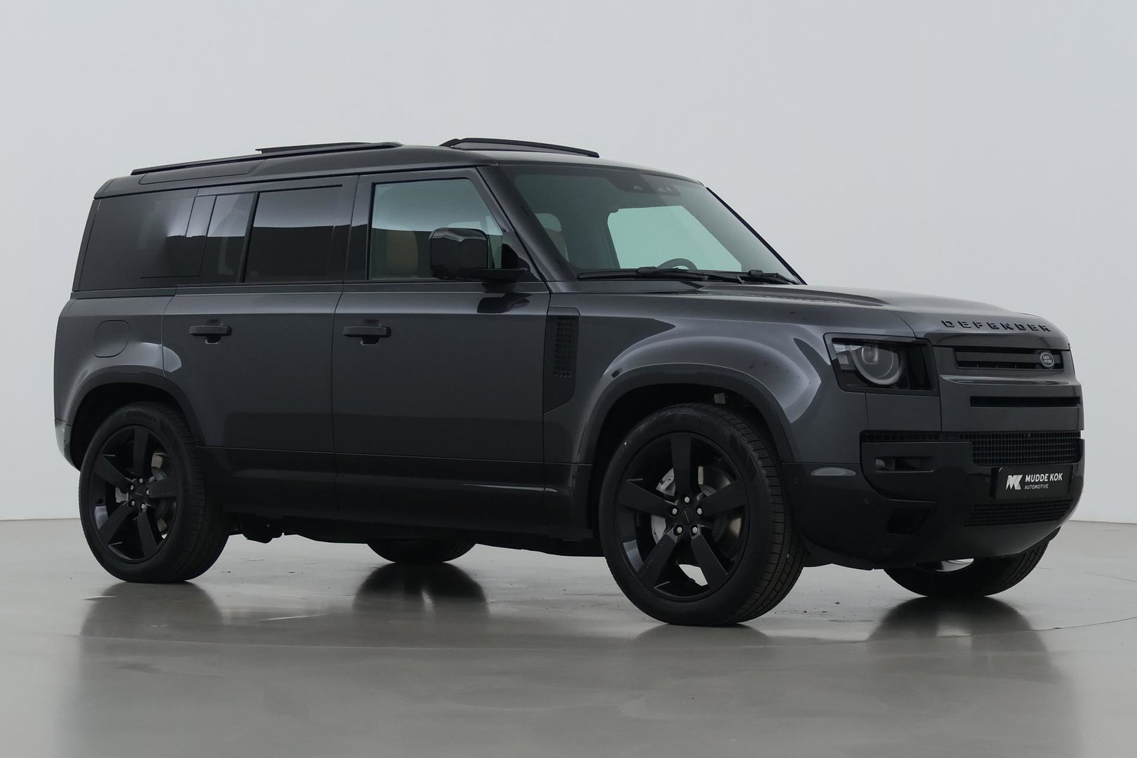 Land Rover Defender 2.0 P300e 110 X-Dynamic HSE | FACELIFT | ClearSight | Meridian Surround | Head-Up | ACC | Panoramadak | Trekhaak