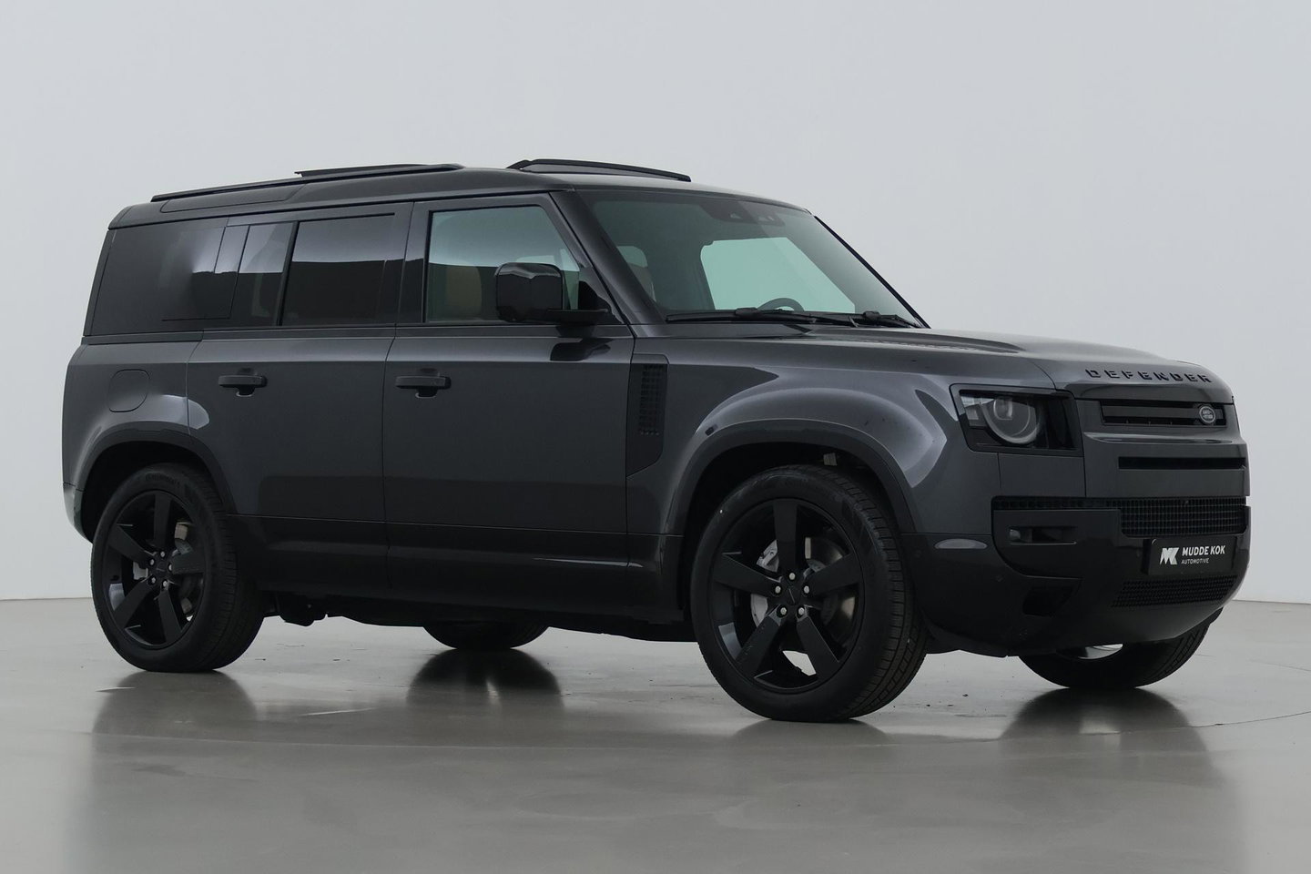 Land Rover Defender 2.0 P300e 110 X-Dynamic HSE | FACELIFT | ClearSight | Meridian Surround | Head-Up | ACC | Panoramadak | Trekhaak