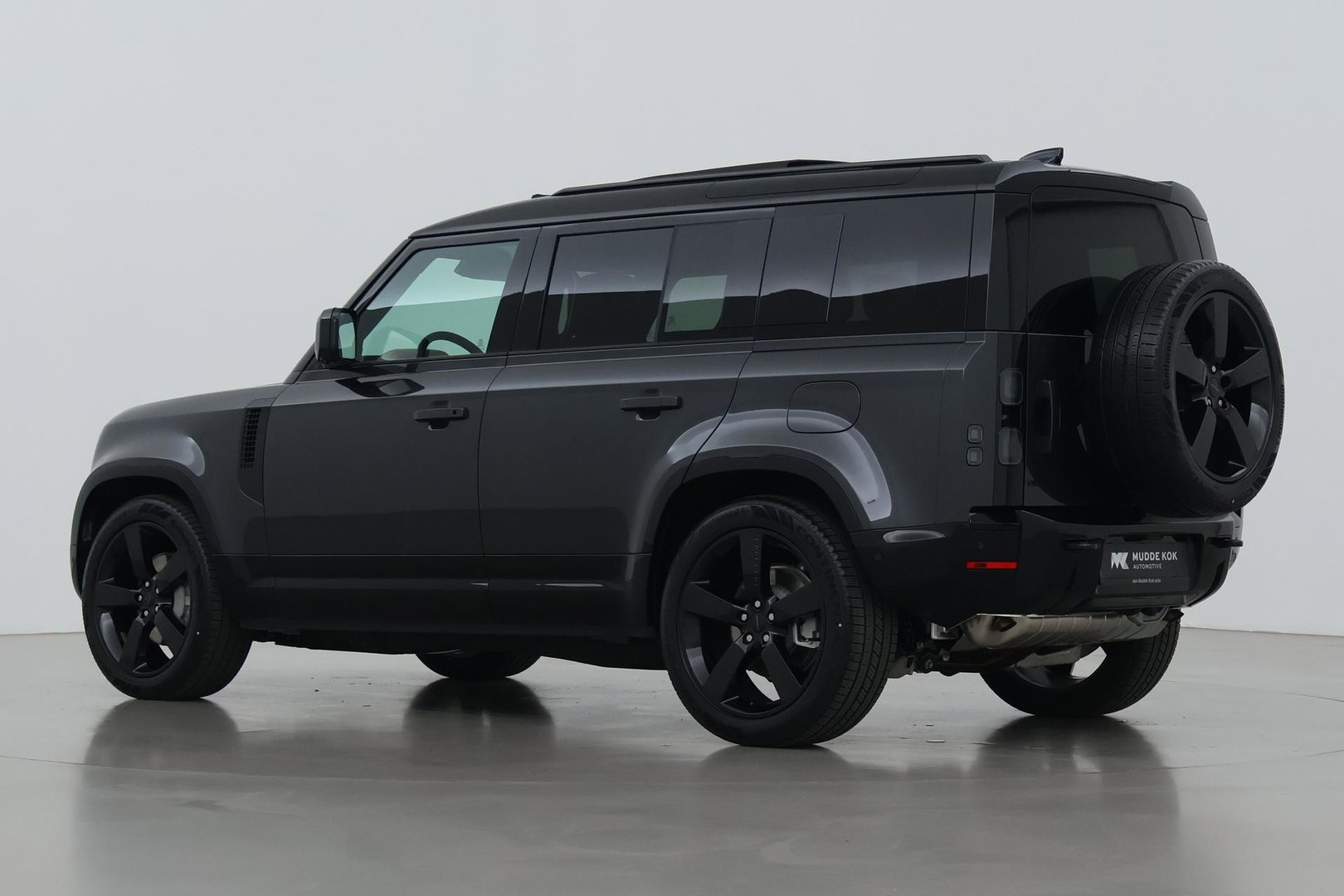 Land Rover Defender 2.0 P300e 110 X-Dynamic HSE | FACELIFT | ClearSight | Meridian Surround | Head-Up | ACC | Panoramadak | Trekhaak