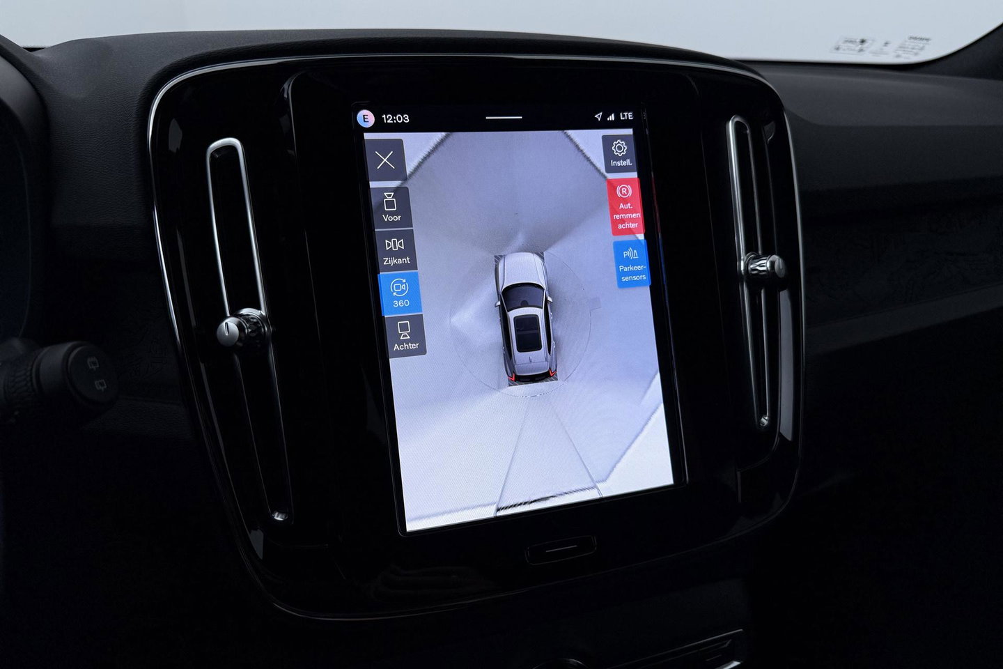 Volvo EX40 Single Motor Extended Range Plus 82 kWh | ACC | 360° Camera | Stoel+Stuurverwarming | Harman/Kardon | BLIS