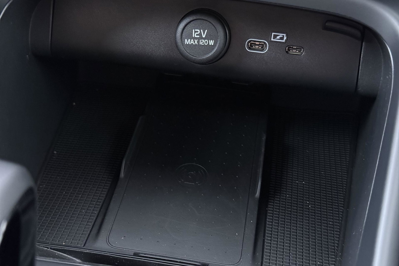 Volvo EX40 Single Motor Extended Range Plus 82 kWh | ACC | 360° Camera | Stoel+Stuurverwarming | Harman/Kardon | BLIS