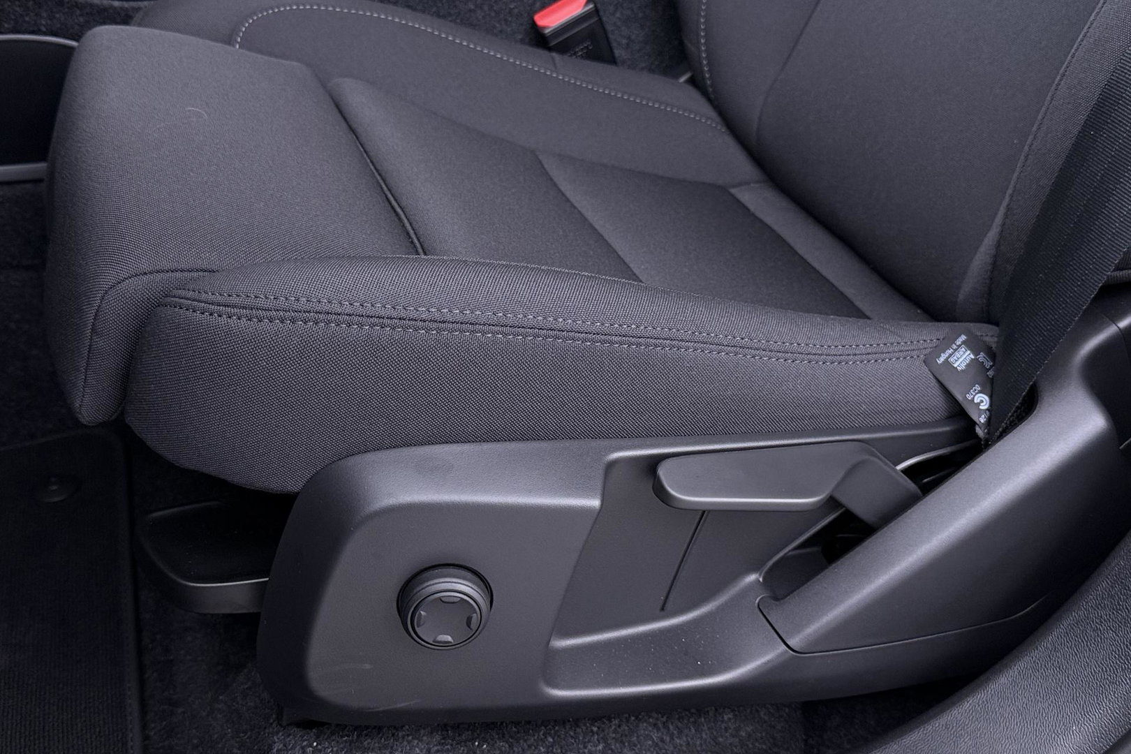 Volvo EX40 Single Motor Extended Range Plus 82 kWh | ACC | 360° Camera | Stoel+Stuurverwarming | Harman/Kardon | BLIS