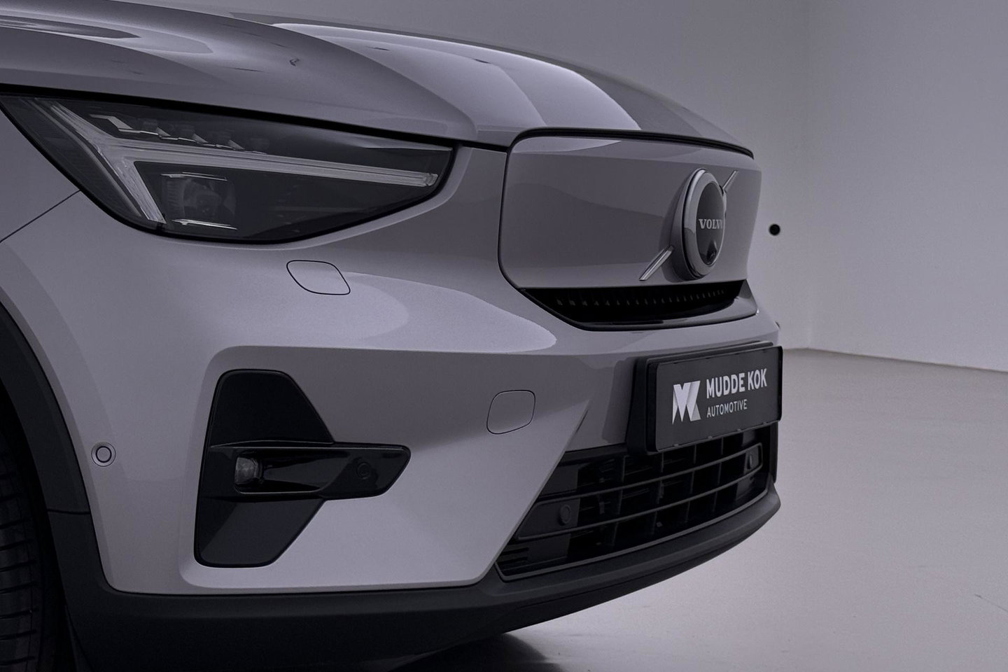 Volvo EX40 Single Motor Extended Range Plus 82 kWh | ACC | 360° Camera | Stoel+Stuurverwarming | Harman/Kardon | BLIS