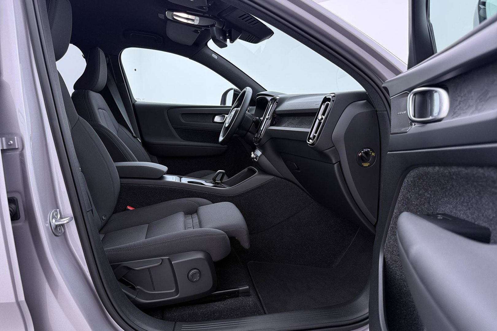 Volvo EX40 Single Motor Extended Range Plus 82 kWh | ACC | 360° Camera | Stoel+Stuurverwarming | Harman/Kardon | BLIS
