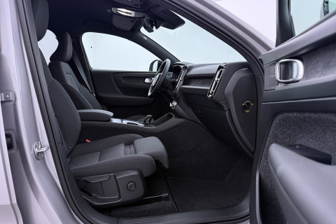 Volvo EX40 Single Motor Extended Range Plus 82 kWh | ACC | 360° Camera | Stoel+Stuurverwarming | Harman/Kardon | BLIS