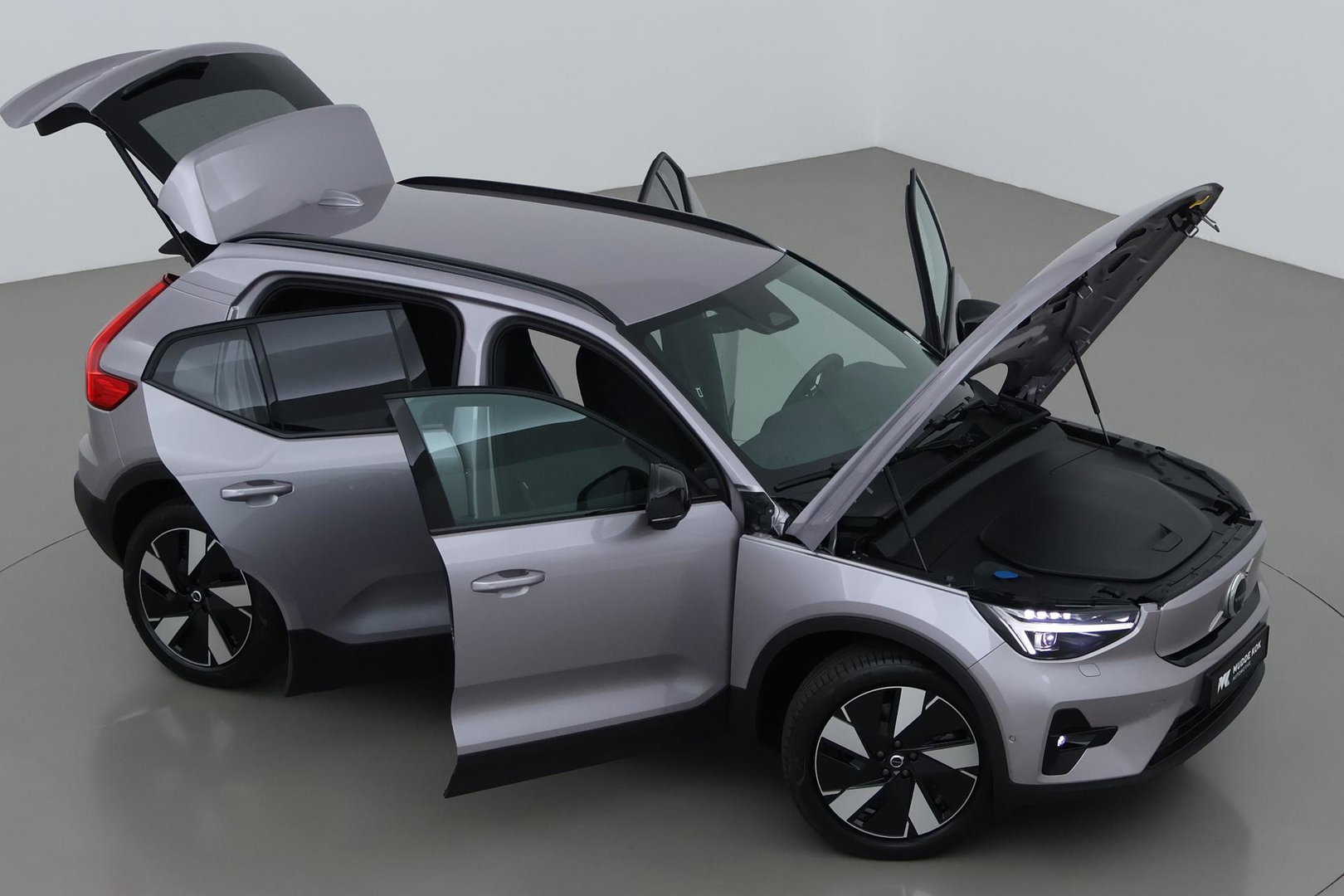 Volvo EX40 Single Motor Extended Range Plus 82 kWh | ACC | 360° Camera | Stoel+Stuurverwarming | Harman/Kardon | BLIS