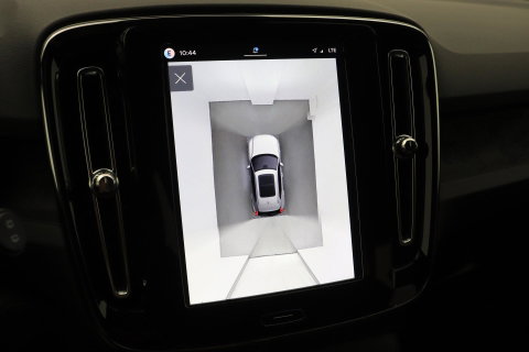 Volvo EX40 Single Motor Extended Range Plus 82 kWh | ACC | Harman/Kardon | 360° Camera | BLIS | Stoel+Stuurverwarming | 19 Inch