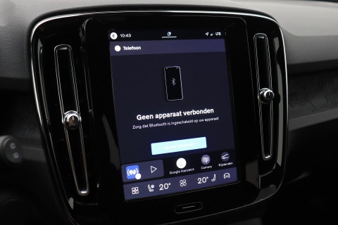 Volvo EX40 Single Motor Extended Range Plus 82 kWh | ACC | Harman/Kardon | 360° Camera | BLIS | Stoel+Stuurverwarming | 19 Inch