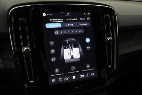 Volvo EX40 Single Motor Extended Range Plus 82 kWh | ACC | Harman/Kardon | 360° Camera | BLIS | Stoel+Stuurverwarming | 19 Inch