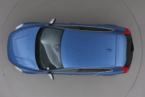 Volvo V40 2.0 T5 R-Design | Bursting Blue | 19 Inch Polestar | Polestar uitlaat | Trekhaak | Camera | Getint Glas