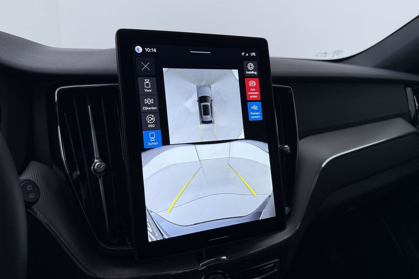 Volvo XC60 T8 Plug-in hybrid Plus Black Edition | ACC | Panoramadak | Harman/Kardon | 360° Camera | Head-Up | 21 inch