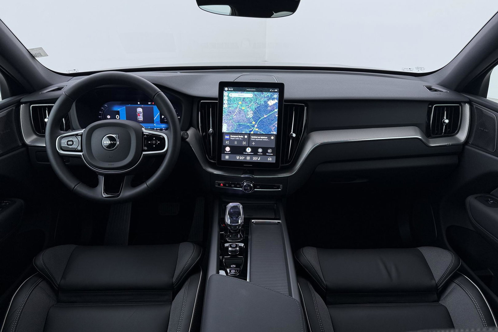 Volvo XC60 T8 Plug-in hybrid Plus Black Edition | ACC | Panoramadak | Harman/Kardon | 360° Camera | Head-Up | 21 inch