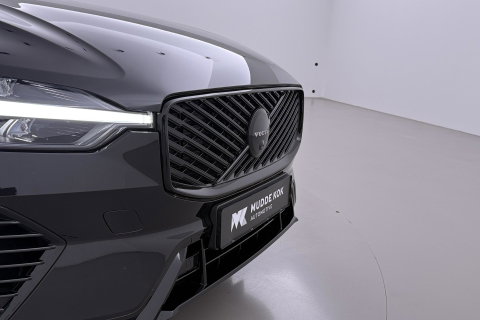 Volvo XC60 T8 Plug-in hybrid Plus Black Edition | ACC | Panoramadak | Harman/Kardon | 360° Camera | Head-Up | 21 inch