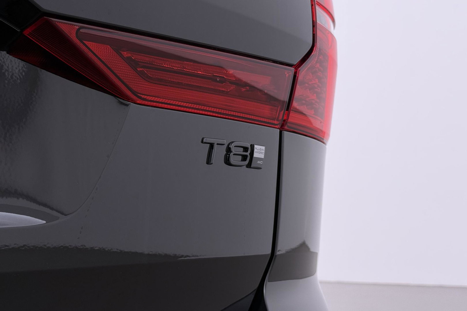 Volvo XC60 T8 Plug-in hybrid Plus Black Edition | ACC | Panoramadak | Harman/Kardon | 360° Camera | Head-Up | 21 inch