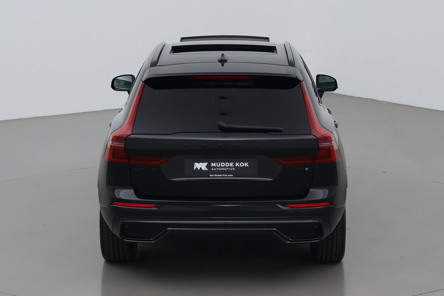 Volvo XC60 T8 Plug-in hybrid Plus Black Edition | ACC | Panoramadak | Harman/Kardon | 360° Camera | Head-Up | 21 inch