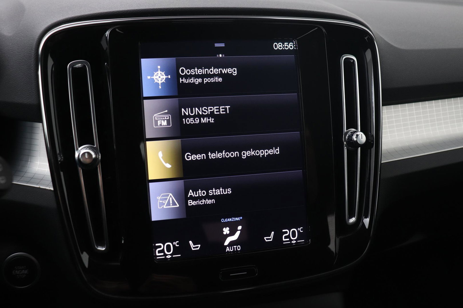 Volvo XC40 T3 Momentum Business | Automaat | ACC | Camera | Apple Carplay | 18 Inch