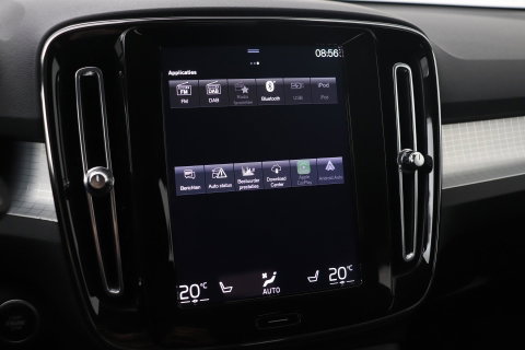 Volvo XC40 T3 Momentum Business | Automaat | ACC | Camera | Apple Carplay | 18 Inch