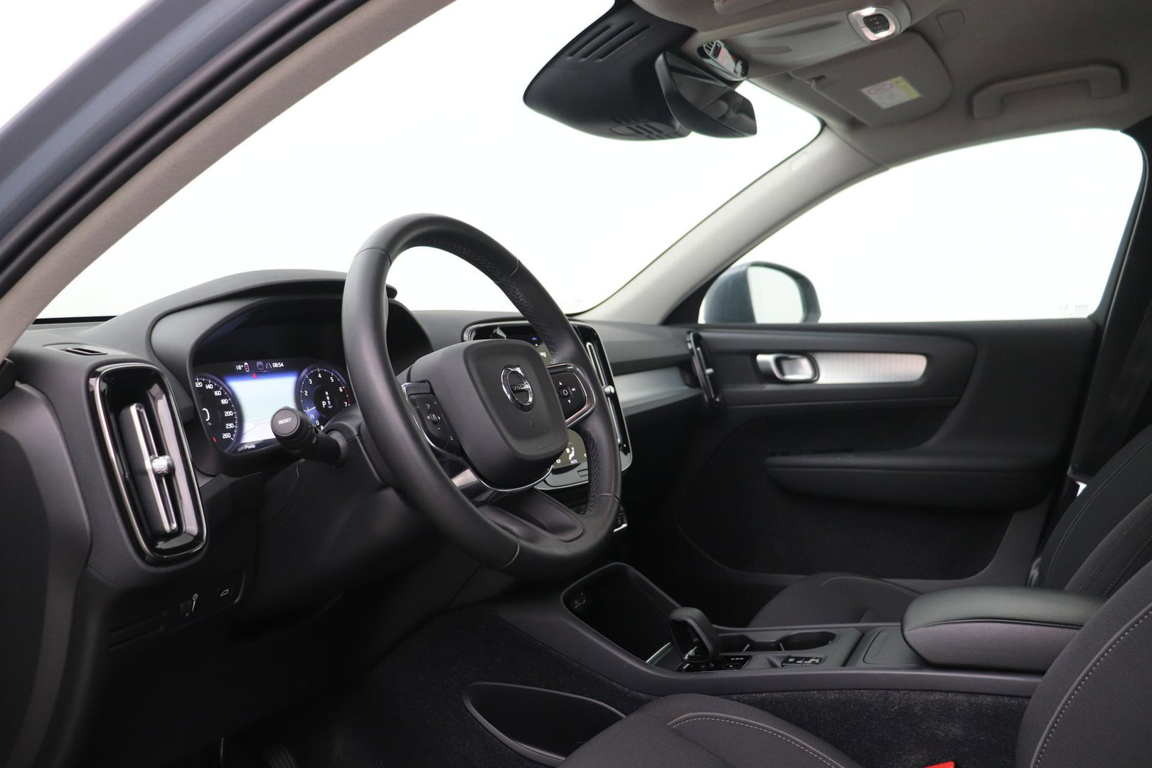 Volvo XC40 T3 Momentum Business | Automaat | ACC | Camera | Apple Carplay | 18 Inch